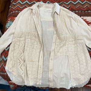 Free people long sleeve cardigan, lightly worn but in great condition